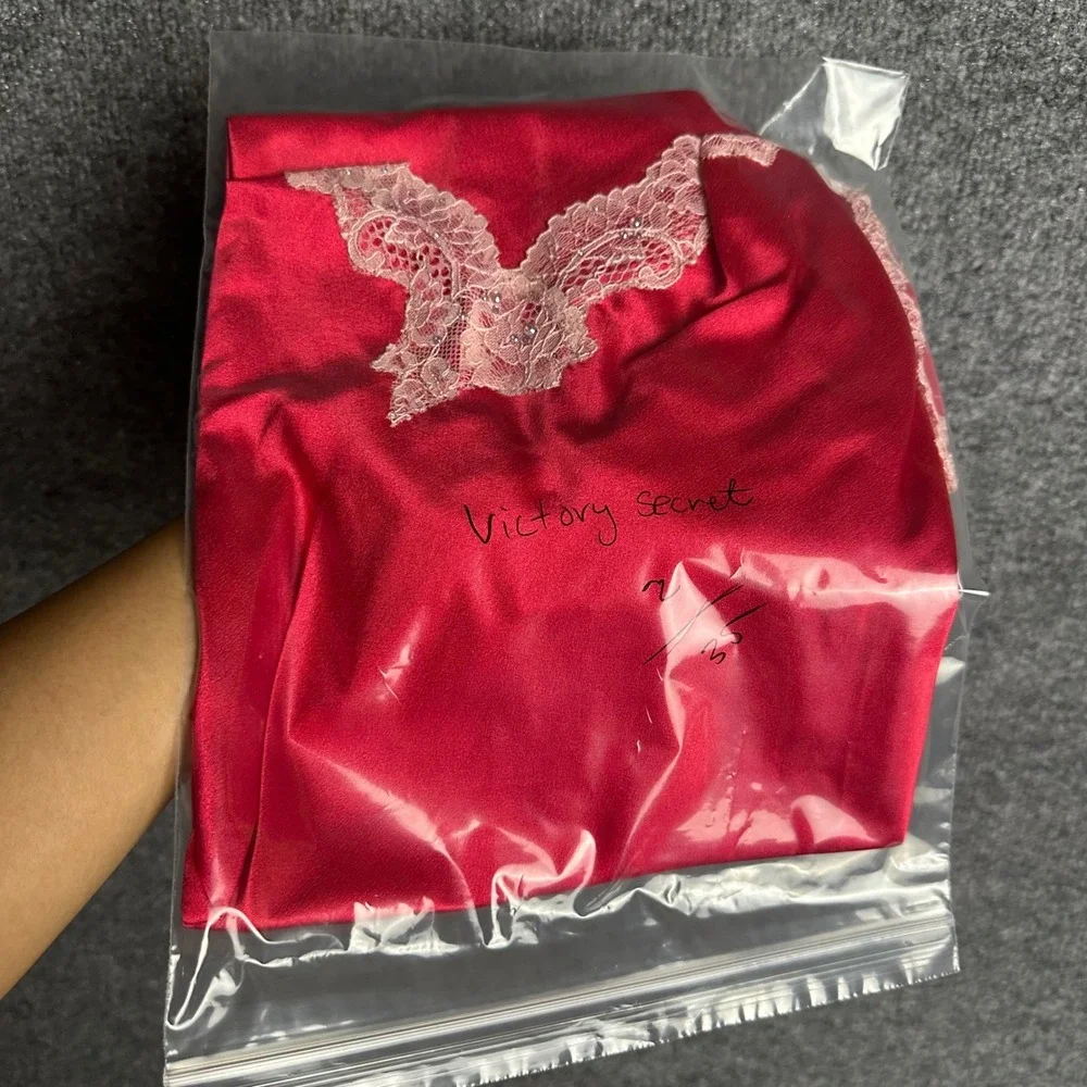 Victoria Secret Slip Dress Womens Medium Red Lace Trim Satin Chemise